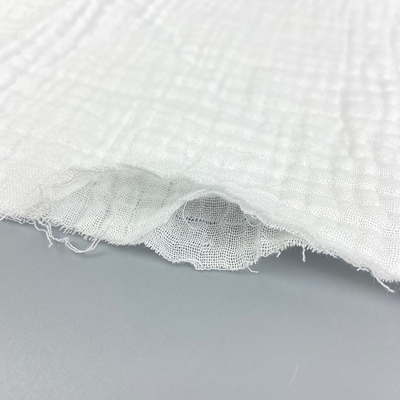 het Katoen Gauze Swaddle Blanket van 40sX40S 144X114 de Pyjama's van de 3 lagenbaby