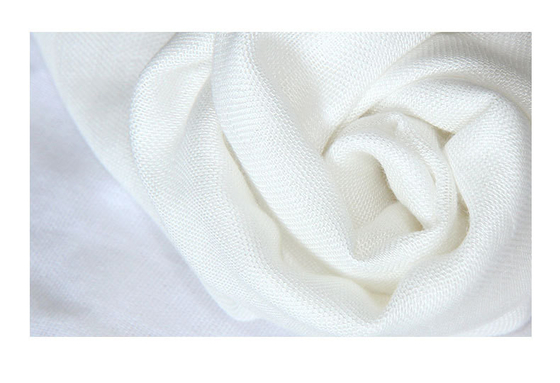 Drie Laag de 150gsm Geweven Katoenen Deken van Gauze Material Fabric Gauze Swaddle