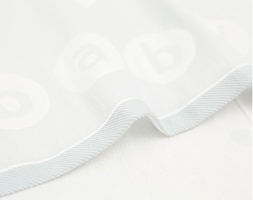 Dubbel Katoenen van de Lagen Kleurrijk Jacquard Stoffen130gsm Levendig Patroon