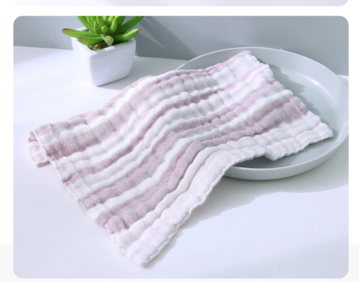 Multilayer omfloers Dekking van Vier Laag de Gestreepte Gauze Fabric Swaddle Blanket Nursing