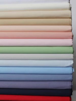 Van Katoenen van 40SX40S 140X100 Geweven de Mensenoverhemd Kledingsstoffen 135-142GSM Dame Skirt Fabric