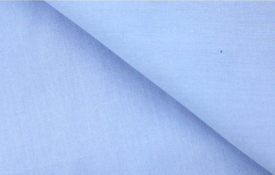 TC6535 de eenvormige Stof van het het Jasjeoverhemd van de Stoffen130x 72 155GSM 32SX32S TC Polyester Katoen Geweven