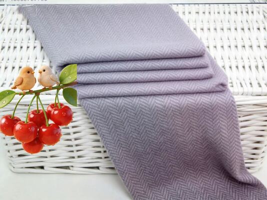 225 GSM visgraat 50% wollen jaskostuumstof - Tijdloze elegantie met nobele Europese stijl